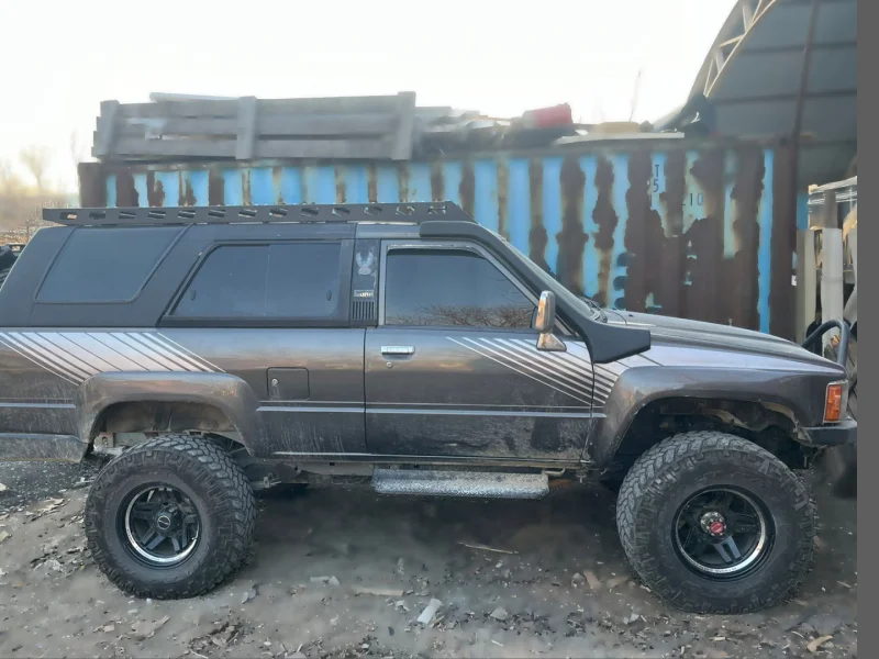 Стеклопластиковый шноркель Toyota Hilux Surf I (1984 - 1989)